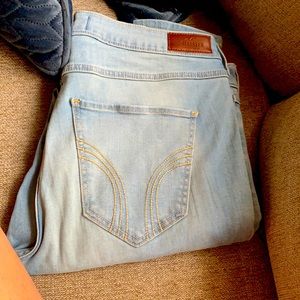 Hollister jeans never worn